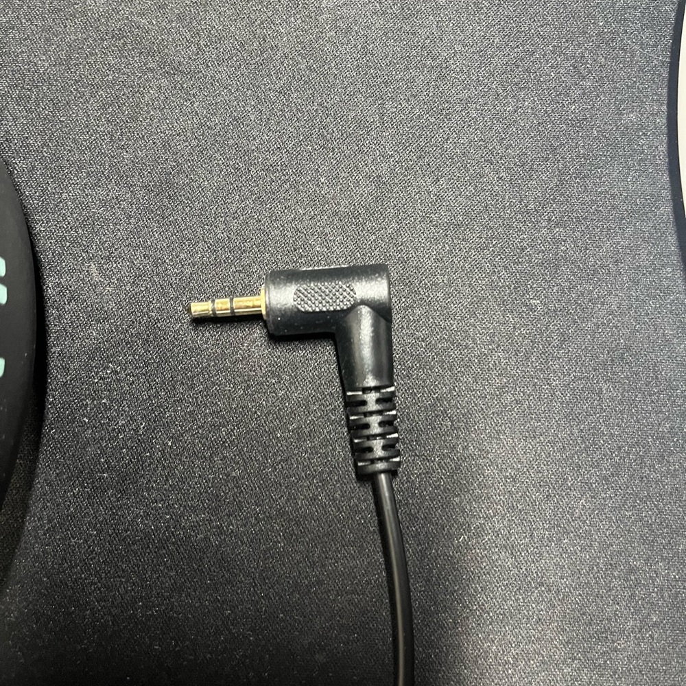 HPS300 high performance studio headphones - Picture 5 of 8